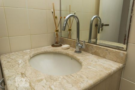 Detalhe do banheiro de apartamento para alugar com 3 quartos, 96m² em Vila Mascote, São Paulo