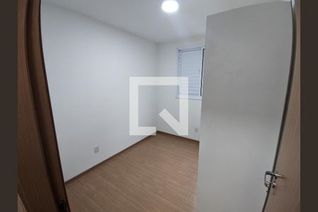 Quarto 1 de apartamento para alugar com 2 quartos, 45m² em Jardim Iris, São Paulo