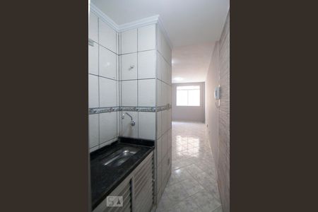 Cozinha de kitnet/studio para alugar com 1 quarto, 30m² em Santa Efigênia, São Paulo