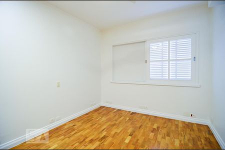 Quarto 2 de apartamento para alugar com 3 quartos, 114m² em Cambuí, Campinas