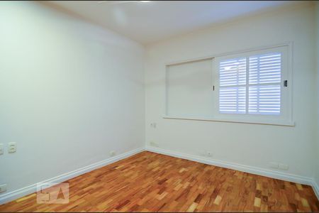 Apartamento para alugar com 114m², 3 quartos e 1 vagaSuíte 