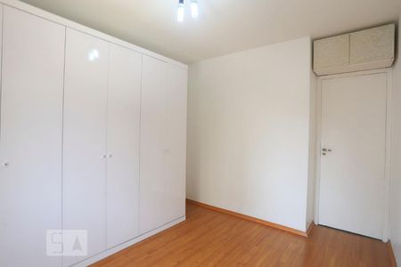 Apartamento à venda com 57m², 2 quartos e 1 vagaQuato 2