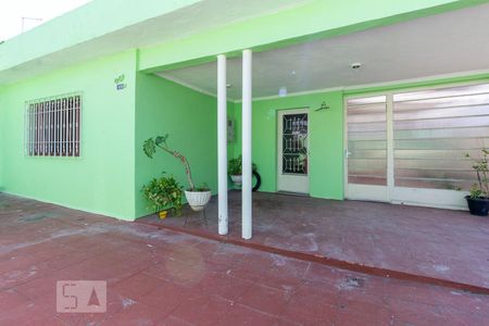 Casa para alugar com 70m², 2 quartos e 2 vagas Casa para alugar com 70m², 2 quartos e 2 vagasQuintal