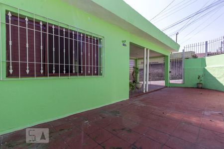 Casa para alugar com 70m², 2 quartos e 2 vagas Casa para alugar com 70m², 2 quartos e 2 vagasQuintal