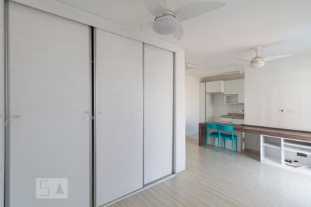 Apartamento à venda com 34m², 1 quarto e 1 vagaQuarto