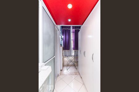 Studio à venda com 24m², 1 quarto e sem vaga Studio à venda com 24m², 1 quarto e sem vagaArmários