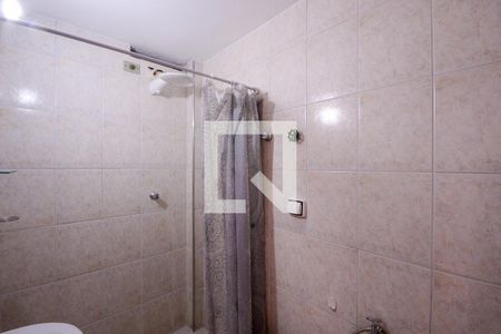 Banheiro  de apartamento para alugar com 1 quarto, 33m² em Aclimação, São Paulo