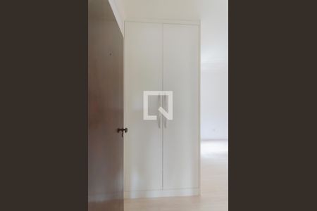 Quarto 2 de casa à venda com 3 quartos, 172m² em Vila Monumento, São Paulo