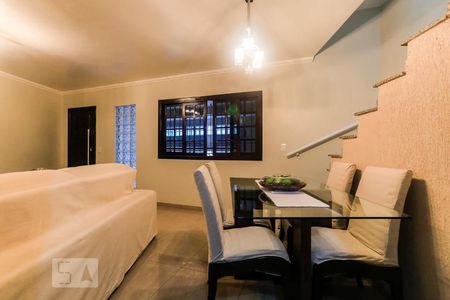 Sala de Jantar de casa para alugar com 3 quartos, 172m² em Vila Monumento, São Paulo