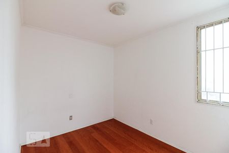 Quarto 2 de apartamento para alugar com 2 quartos, 48m² em Jaguaré, São Paulo