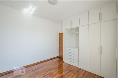 Quarto de apartamento para alugar com 1 quarto, 60m² em Belvedere, Belo Horizonte