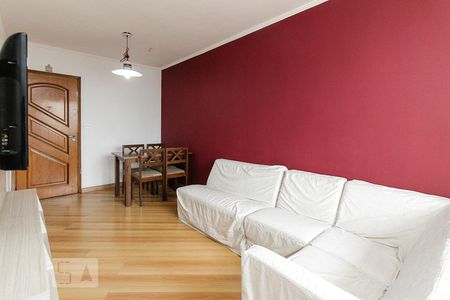 Apartamento para alugar com 70m², 2 quartos e 1 vagaSala