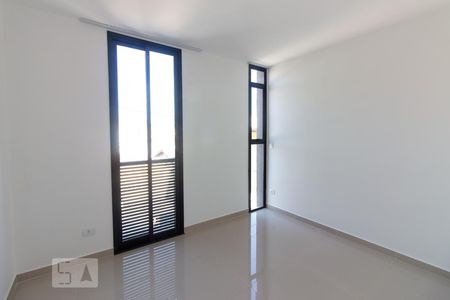 Quarto 1 de apartamento para alugar com 2 quartos, 45m² em Santa Quitéria, Curitiba