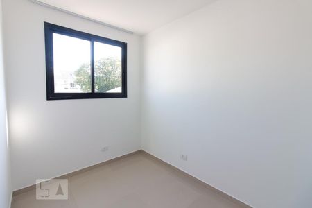 Quarto 2 de apartamento para alugar com 2 quartos, 45m² em Santa Quitéria, Curitiba