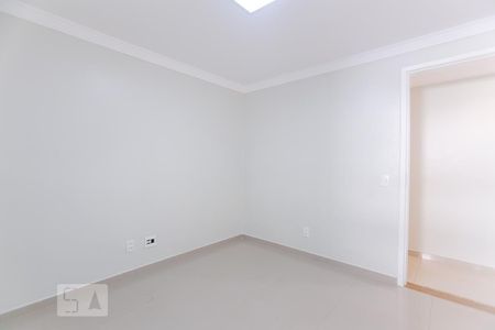 QUARTO 1 de apartamento para alugar com 3 quartos, 105m² em Asa Norte, Brasília