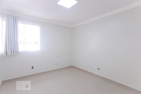 QUARTO 1 de apartamento para alugar com 3 quartos, 105m² em Asa Norte, Brasília