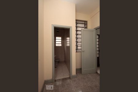 Apartamento à venda com 110m², 2 quartos e sem vagaQuarto de Serviço