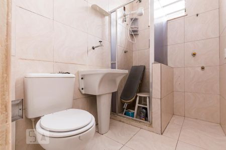 Banheiro de apartamento para alugar com 1 quarto, 33m² em Centro, Rio de Janeiro