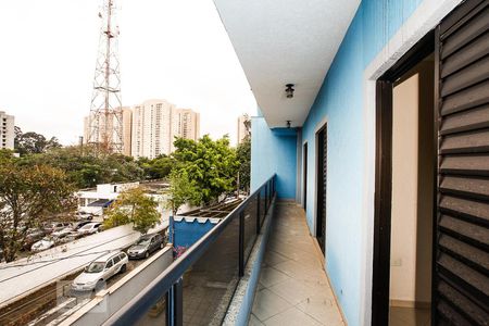 Sacada de casa à venda com 4 quartos, 360m² em Jardim Bebedouro, Guarulhos