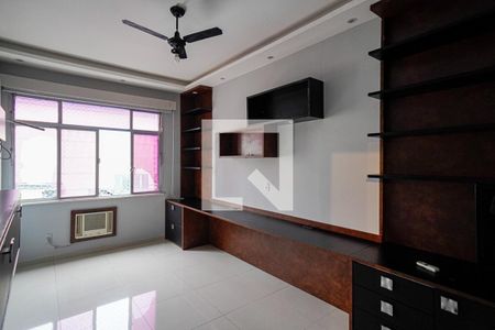 Apartamento à venda com 3 quartos, 140m² em Icaraí, Niterói