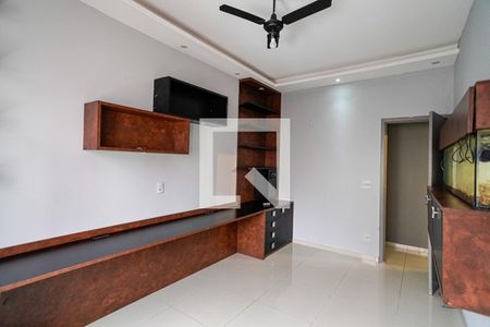 Apartamento para alugar com 3 quartos, 140m² em Icaraí, Niterói