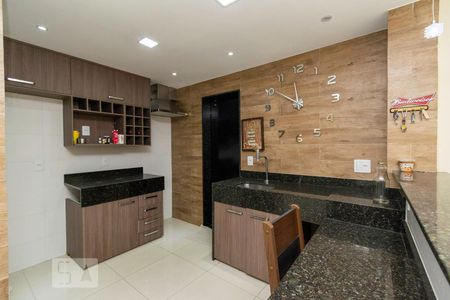 Cozinha de apartamento para alugar com 3 quartos, 140m² em Icaraí, Niterói