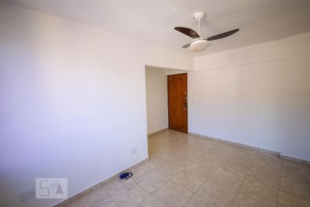 Apartamento para alugar com 60m², 2 quartos e 1 vagaSala