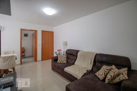 Sala de apartamento para alugar com 3 quartos, 78m² em Serra , Belo Horizonte