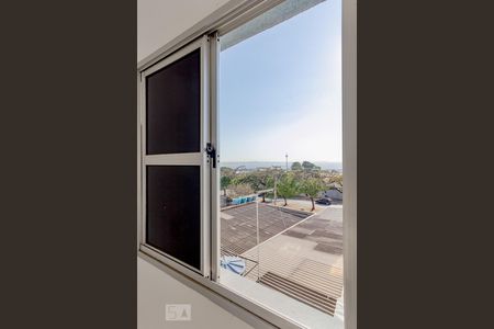 Janela do quarto de kitnet/studio para alugar com 1 quarto, 18m² em Setor Leste Universitário, Goiânia