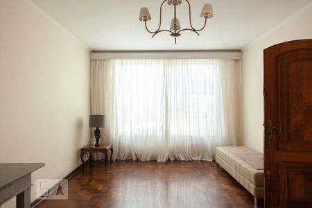 Sala de casa à venda com 3 quartos, 120m² em Jardim Santo Antoninho, São Paulo