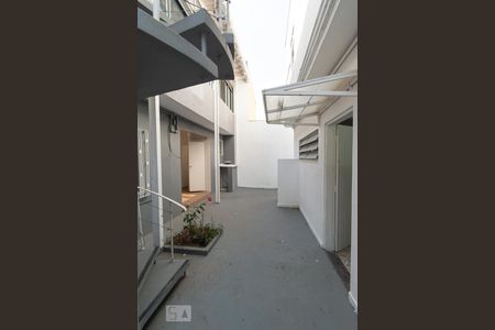 Casa à venda com 280m², 3 quartos e 4 vagas Casa à venda com 280m², 3 quartos e 4 vagasQuintal