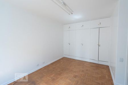 Casa à venda com 280m², 3 quartos e 4 vagas Casa à venda com 280m², 3 quartos e 4 vagasSuíte