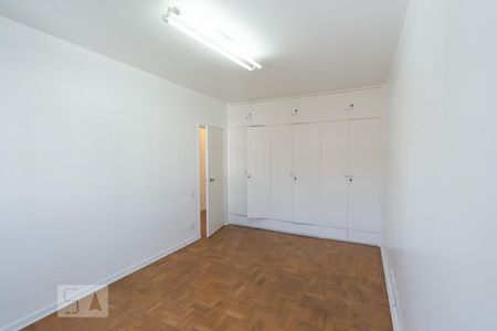 Casa à venda com 280m², 3 quartos e 4 vagas Casa à venda com 280m², 3 quartos e 4 vagasQuarto 1