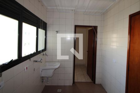 Apartamento para alugar com 215m², 3 quartos e 2 vagasÁrea de Serviço