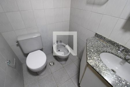 Apartamento para alugar com 215m², 3 quartos e 2 vagasQuarto 1 - Banheiro