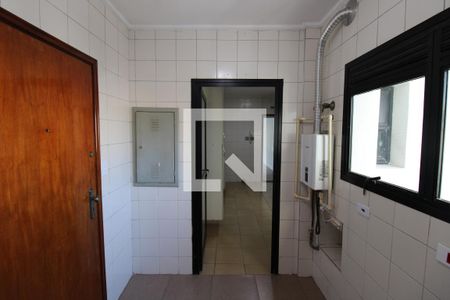 Apartamento para alugar com 215m², 3 quartos e 2 vagasÁrea de Serviço