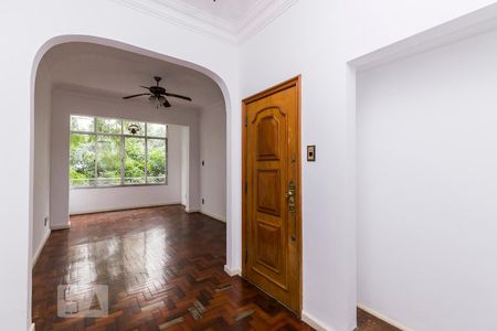Entrada de apartamento para alugar com 3 quartos, 120m² em Flamengo, Rio de Janeiro