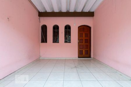 Garagem de casa para alugar com 2 quartos, 109m² em Jardim Cotinha, São Paulo