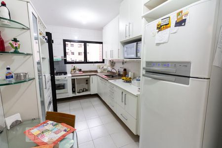Apartamento para alugar com 115m², 3 quartos e 2 vagasCozinha