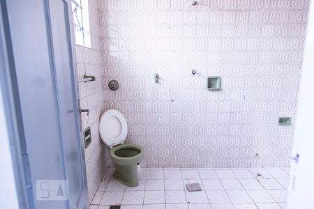 Casa à venda com 350m², 7 quartos e 8 vagas Casa à venda com 350m², 7 quartos e 8 vagasBanheiro da Suíte