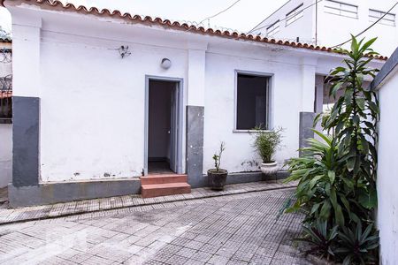 Casa à venda com 350m², 7 quartos e 8 vagas Casa à venda com 350m², 7 quartos e 8 vagasÁrea Externa