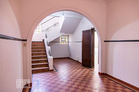 Casa à venda com 350m², 7 quartos e 8 vagas Casa à venda com 350m², 7 quartos e 8 vagasSala de Jantar