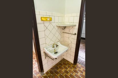 Casa à venda com 350m², 7 quartos e 8 vagas Casa à venda com 350m², 7 quartos e 8 vagasLavabo