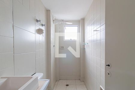 Banheiro Social de apartamento para alugar com 1 quarto, 52m² em Vila Londrina, São Paulo