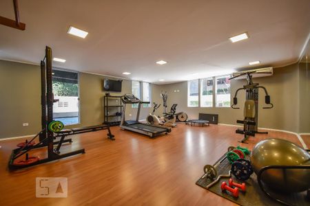 Apartamento à venda com 189m², 3 quartos e 3 vagas Apartamento à venda com 189m², 3 quartos e 3 vagasAcademia