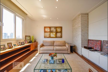Sala de apartamento à venda com 3 quartos, 189m² em Real Parque, São Paulo