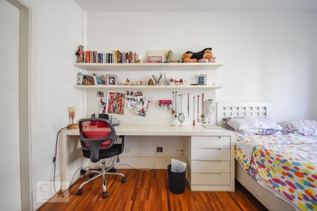 Apartamento à venda com 189m², 3 quartos e 3 vagas Apartamento à venda com 189m², 3 quartos e 3 vagasQuarto 2 - Suíte