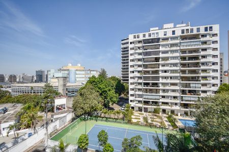 Apartamento à venda com 189m², 3 quartos e 3 vagas Apartamento à venda com 189m², 3 quartos e 3 vagasVista do Quarto 3 - Suíte
