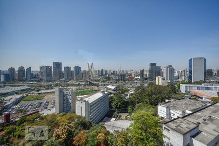 Apartamento à venda com 189m², 3 quartos e 3 vagas Apartamento à venda com 189m², 3 quartos e 3 vagasVista do Terraço