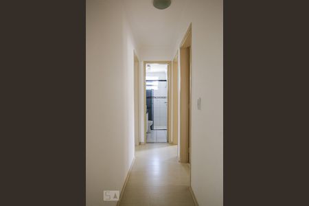 Corredor de apartamento à venda com 3 quartos, 64m² em Mansões Santo Antônio, Campinas